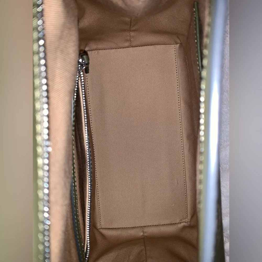 MCM Medium Aren VI Leather Hobo Bag (Sea Turtle) - Picture 12 of 15